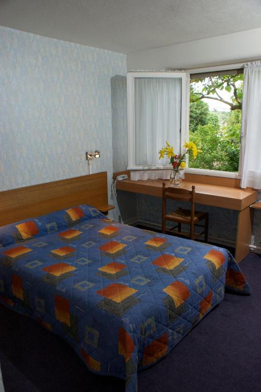 Hotel Le Lyon Bron Room photo