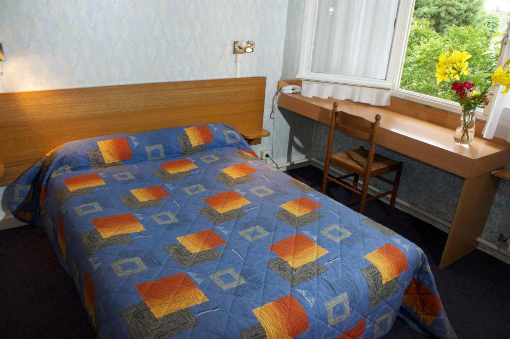 Hotel Le Lyon Bron Room photo