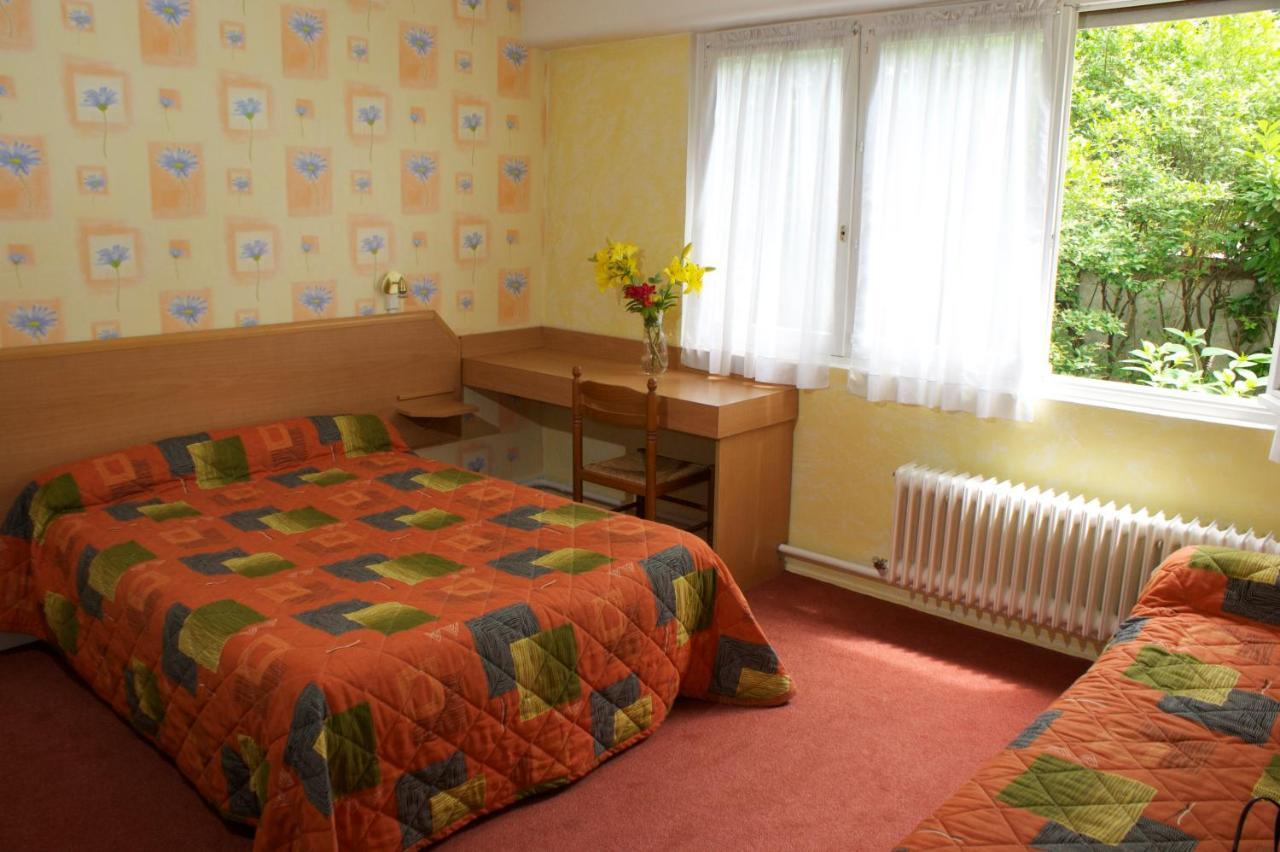 Hotel Le Lyon Bron Room photo